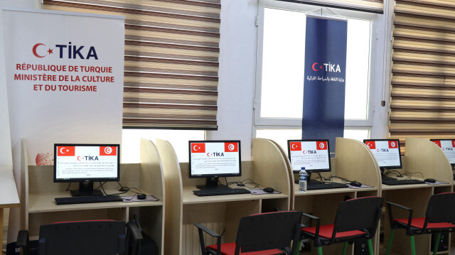 "تيكا" التركية تجهز قاعة للمعلوماتية في أعرق جامعة تونسية
