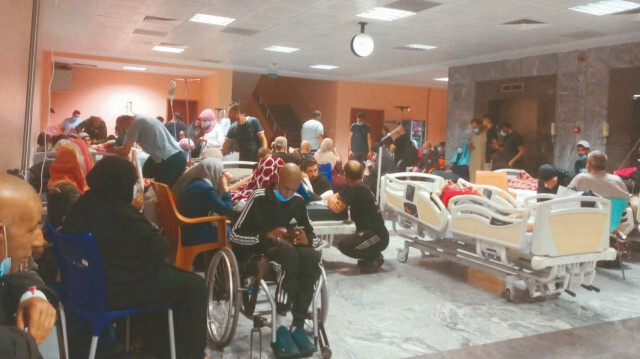 Sağlık kuruluşlarına yönelik saldırılarını sürdüren İsrail, önceki akşam Türk–Filistin Dostluk Hastanesi’ni de hedef aldı