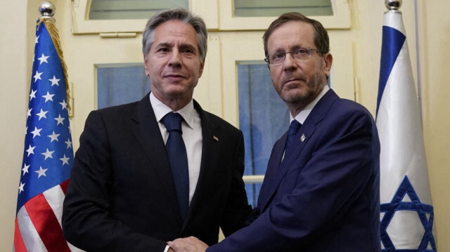 Le Secrétaire d'État américain, Antony Blinken et le président israélien, Isaac Herzog. Crédit photo: JACQUELYN MARTIN / POOL / AFP
