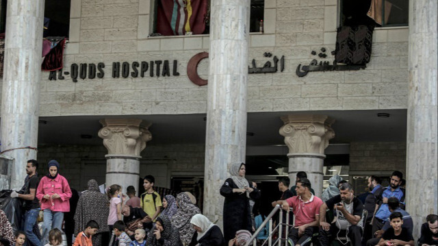 Des Palestiniens se réfugiaient à l'hôpital al-Quds alors que les attaques israéliennes se poursuivaient dans la ville de Gaza, le 31 octobre 2023. Crédit photo: AA