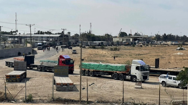 76 additional aid trucks cross into Gaza: Palestinian Red Crescent ...