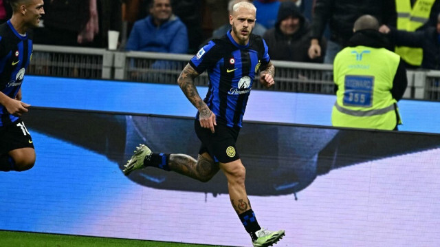 Le défenseur de l'Inter Milan, Federico Dimarco, célébrant son but face à Frosinone au stade San Siro, le 12 novembre 2023. Crédit photo: GABRIEL BOUYS / AFP
