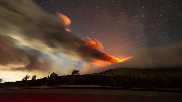 Le volcan Etna en activité, en Italie, le 13 Novembre 2023. Crédit photo: AGENCE ANADOLU