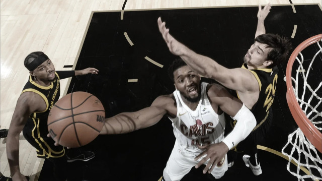 NBA’de Batı Konferansı temsilcisi Sacramento Kings, baştan sona önde götürdüğü mücadelenin ardından konuk ettiği Cleveland Cavaliers'ı 132-120 mağlup etti.