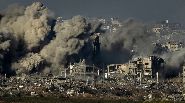 De la fumée s'élève lors d'un bombardement de l'entité d'occupation dans le nord de la bande de Gaza, le 15 novembre 2023. Crédit photo: FADEL SENNA / AFP