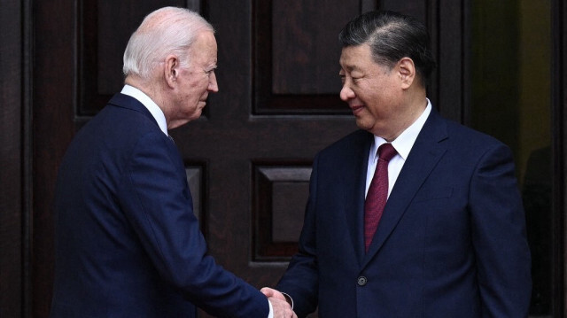 Le président des États-Unis, Joe Biden et son homologue chinois, Xi Jinping. Crédit photo: BRENDAN SMIALOWSKI / AFP
