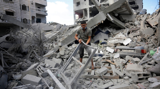 L'armée d'occupation détruit tout dans la Bande de Gaza. Les personnes fuyants dans le sud sont prises pour cibles. Les gazaouis n'ont plus aucun endroit pour se réfugier. Crédit photo: AA