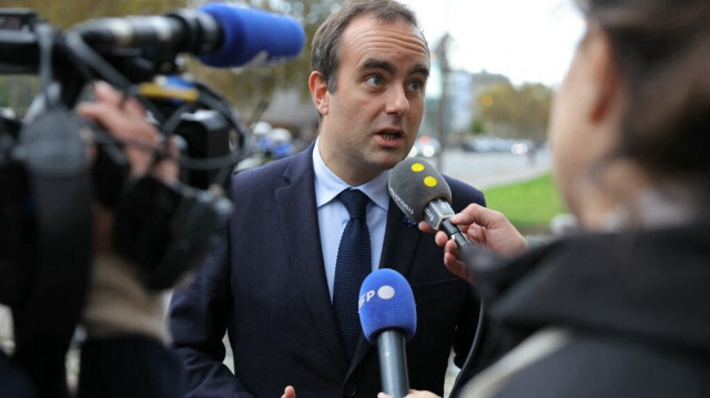 Le ministre des Armées de France, Sébastien Lecornu. Crédit photo: Thomas SAMSON / POOL / AFP