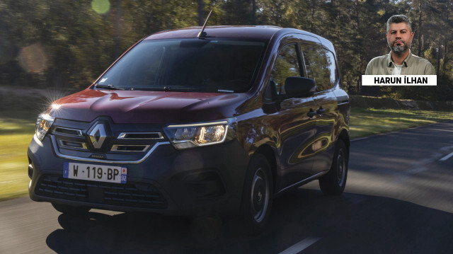 Renault Kangoo E-Tech 80 kW’lık bir şarj cihazına takıldığında 30 dakikada 170 km menzil sağlıyor.