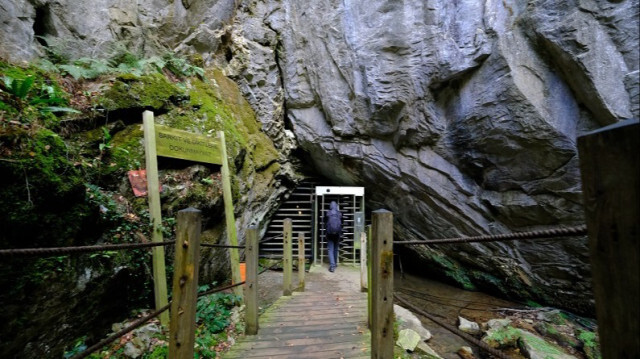 La grotte de Dupnisa est la seule ouverte au tourisme en Thrace orientale (nord-ouest de la Türkiye) le 20 novembre 2023. Crédit photo: AA