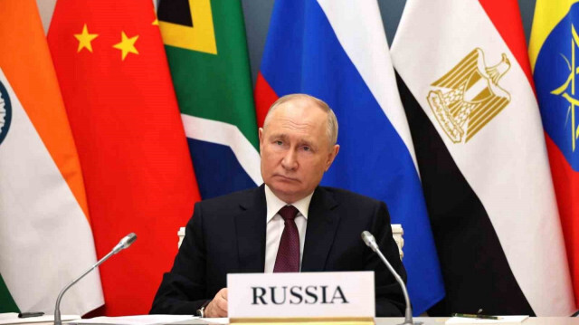 Rusya Devlet Başkanı Putin, video konferans yoluyla gerçekleşen BRICS toplantısına katıldı.
