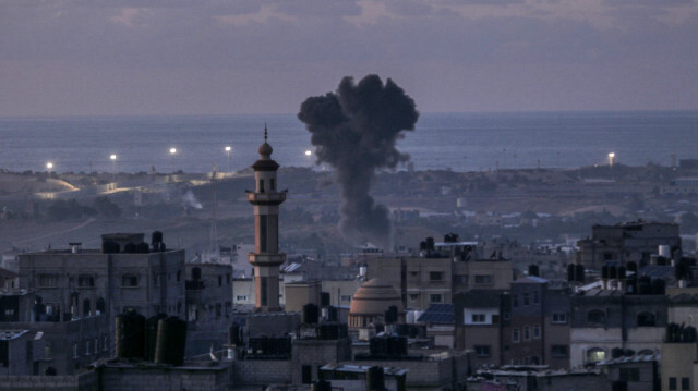 İsrail'in Gazze Şeridi'ne düzenlediği saldırılar devam ediyor.