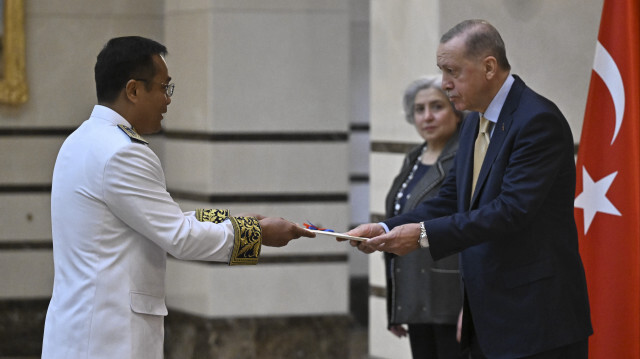 Kamboçya Büyükelçisi Chea Sok, Cumhurbaşkanı Erdoğan'a güven mektubu sundu.