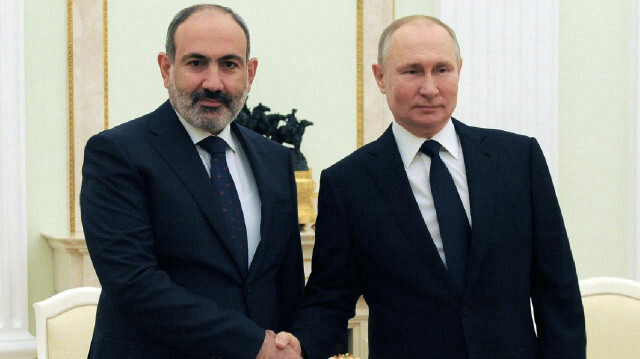 Ermenistan Başbakanı Paşinyan - Rusya Devlet Başkanı Putin (Foto Arşiv)