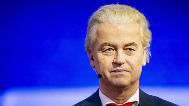 Hollanda seçimlerini ilk sonuçlara göre, İslam düşmanı Geert Wilders'in partisi önde götürüyor.