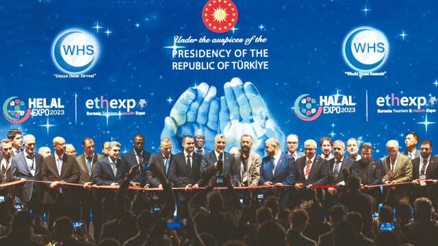 Dünya Helal Zirvesi ve İslam İşbirliği Teşkilatı (İİT) Helal Expo 2023 Fuarı, kapılarını dün İstanbul'da açtı. 
