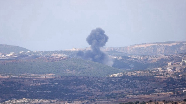 Des tirs d'obus israéliens près du village d'Aita Al Shaab, au sud du Liban, le 14 novembre 2023. Crédit photo: JALAA MAREY / AFP