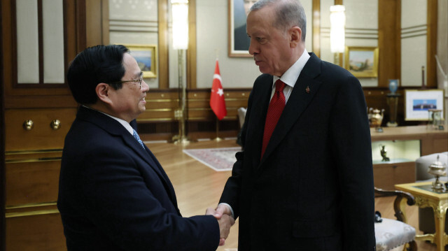 أردوغان يلتقي رئيس الوزراء الفيتنامي