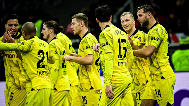UEFA Şampiyonlar Ligi F Grubu 5. haftasında Borussia Dortmund deplasmanda Milan'ı 3-1 mağlup etti.