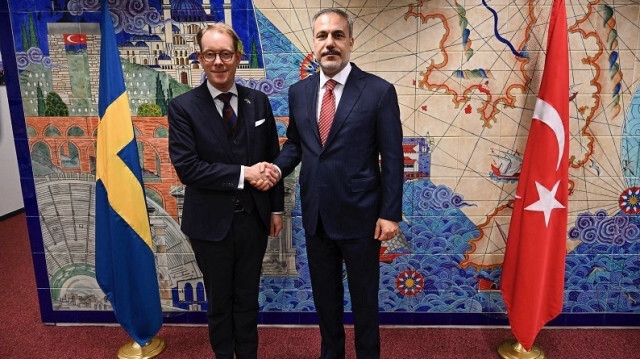 Le ministre suédois des Affaires étrangères, Tobias Billström et le ministre turc des Affaires étrangères, Hakan Fidan. Crédit photo: AA


