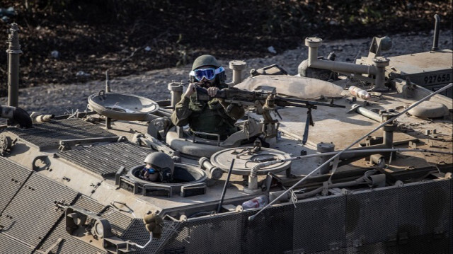 Israël continue de déployer des soldats, des chars et des véhicules blindés près de la frontière de Gaza le 02 novembre 2023. Crédit photo: AA