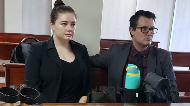 Le couple américain Nicholas et Mackenzie Spencer a été reconnu coupable pour six chefs d'accusation, dont torture aggravée, négligence, séjour illégal et emploi non autorisé en Ouganda. Crédit photo: X