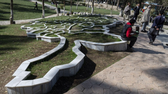 Parc Shahr-e-Naw, aménagé par les autorités municipales de Kabul, témoin de l'embellissement et du retour à la sécurité de la ville sous le règne des Talibans. Crédit photo: Wakil KOHSAR / AFP