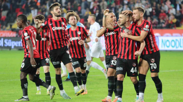 Gaziantepli futbolcuların sevinci.