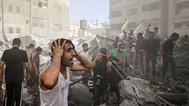 İsrail ölüm yağdırıyor! Gazze'de korkunç bilanço: Ölü sayısı 10 bini aştı, bunun 4 bin 104'ü çocuk.