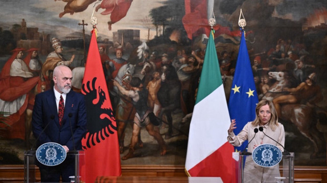 La Première ministre d'Italie, Giorgia Meloni et son homologue albanais, Edi Rama, à Rome, le 6 novembre 2023. Crédit photo: TIZIANA FABI / AFP

