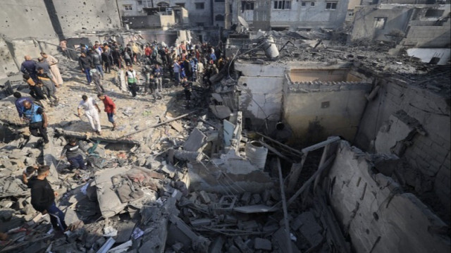 Des maisons détruites lors d'une frappe israélienne dans le sud de la bande de Gaza, le 1er décembre 2023. Crédit photo: MAHMUD HAMS / AFP