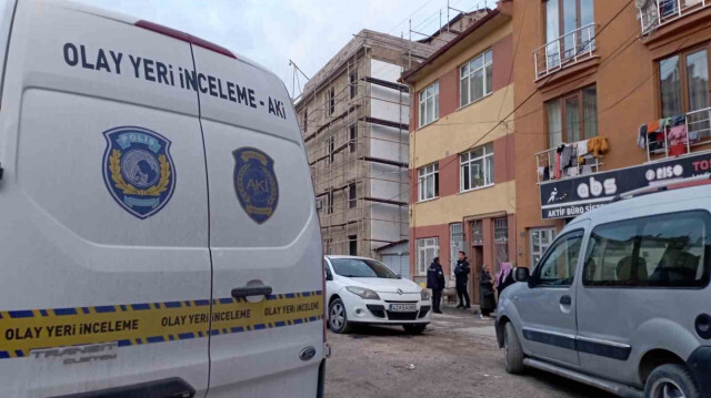 Konya'da bir kişi karbonmonoksit gazından zehirlenerek hayatını kaybetti.