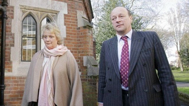 Jocelyn (G) et Anthony Hurndall (D), les parents du militant pacifiste britannique Tom Hurndall, décédé après avoir reçu une balle dans la tête tirée par un soldat israélien lors d'une opération militaire en avril 2003.