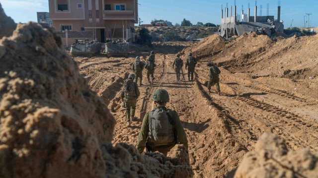 İsrail ordusu Gazze Şeridi'nde bulunan 3 esiri “yanlışlıkla” öldürdüğünü açıkladı.