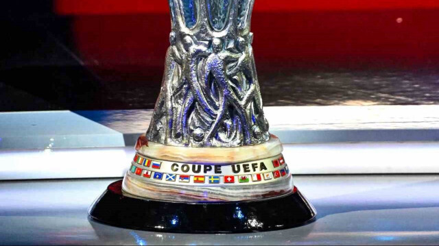 Le trophée de l'Europa League, présenté durant le tirage au sort des barrages pour la qualification aux huitièmes de finale de la C3, à Nyon, en Suisse, le 18 décembre 2023.