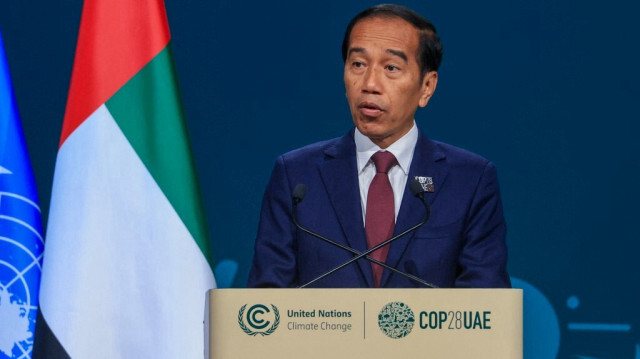 Le président indonésien Joko Widodo s'exprime au sommet des Nations unies sur le climat à Dubaï, le 1er décembre 2023. Crédit photo: KARIM SAHIB / AFP