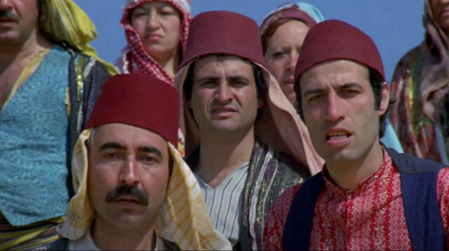 Cevdet Arıkan (ortada) hayatını kaybetti.