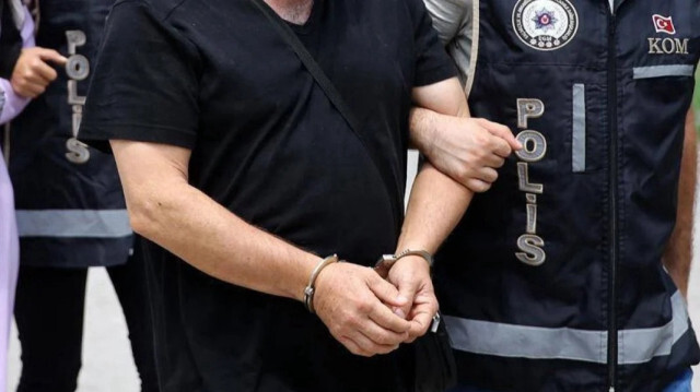 İstanbul'da kaçak ilaç operasyonunda şüpheliler tutuklandı
