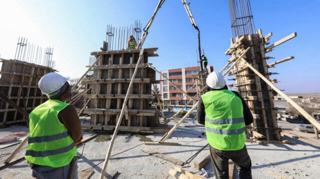 Türk inşaat firmaları 135 ülkede 492,6 milyar dolar değerinde proje tamamladı.