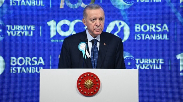 Le Président turc, Recep Tayyip Erdogan, s'exprime lors de la cérémonie du 150e anniversaire de la Borsa Istanbul, en Turkiye, le 22 décembre 2023.