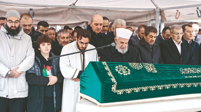 Törenin ardından Örnek’in cenazesi Beykoz’da toprağa verildi.