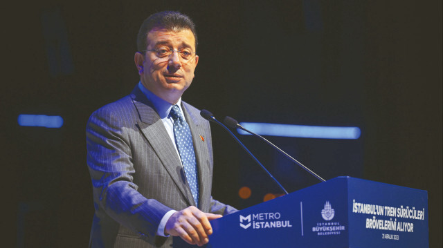 Ekrem İmamoğlu.