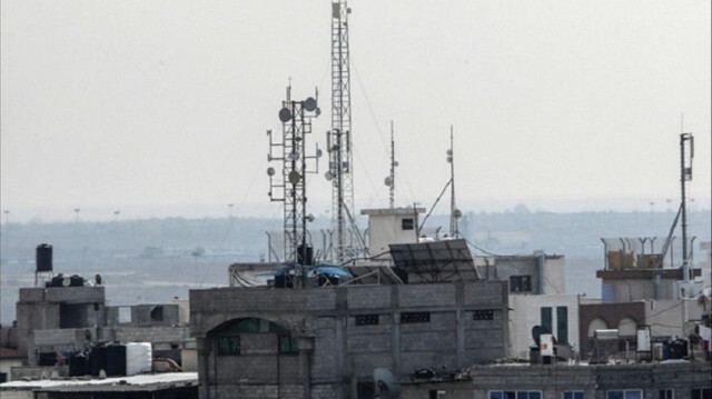 Interruption totale des services de télécommunications fixes et d'Internet dans la Bande de Gaza, le 26 décembre 2023.