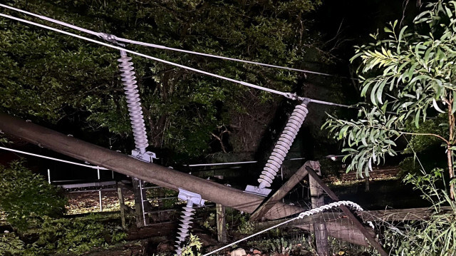 Une tempête a endommagé plus de 800 lignes électriques et causé un mort, en Australie, le 25 décembre 2023.