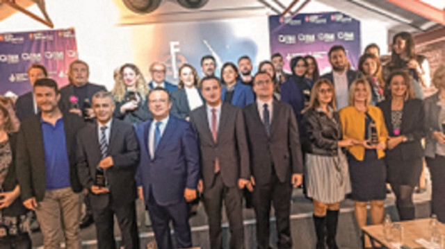Sektörde en çok tercih edilen şirketler sırasıyla elmas, platin ve altın ödülerinin sahibi oldu.