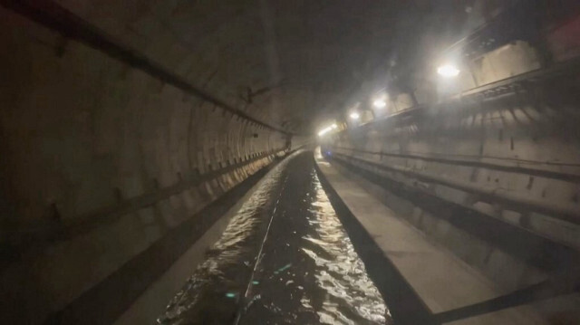 Une image extraite d'une vidéo publiée sur le compte X de la Southeastern Railway le 30 décembre 2023.