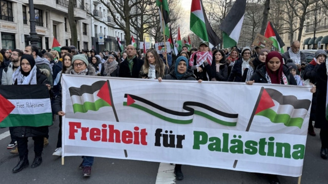 Hundreds Protest Israeli Attacks On Gaza In Berlin | Politics