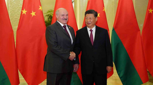 Le président biélorusse Alexander Loukachenko et son homologue chinois Xi Jinping, lors de leur précédente entrevue, le 28 février 2022.