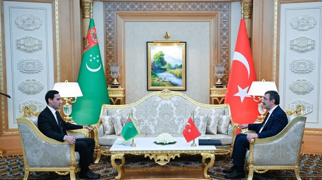 نائب أردوغان يلتقي رئيس تركمانستان في عشق آباد