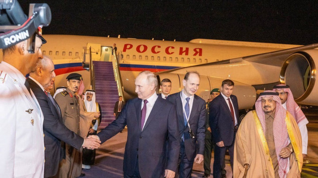 بوتين يصل الرياض قادما من أبو ظبي 